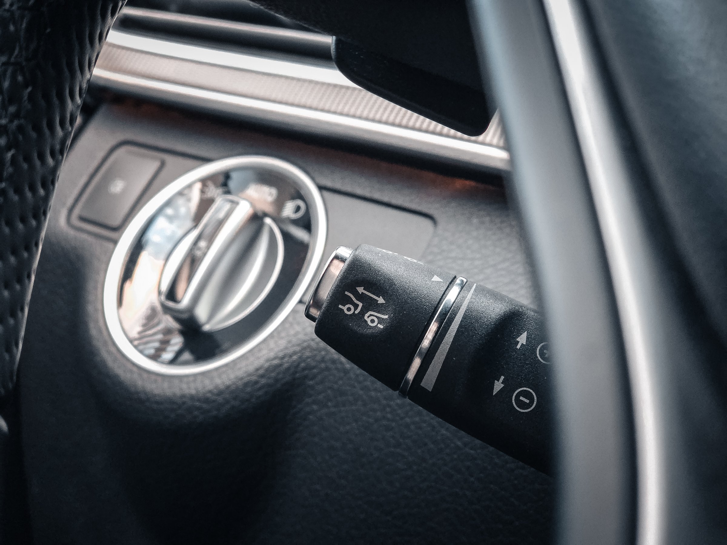 2014/15 Mercedes-Benz E300 日規 照片 6
