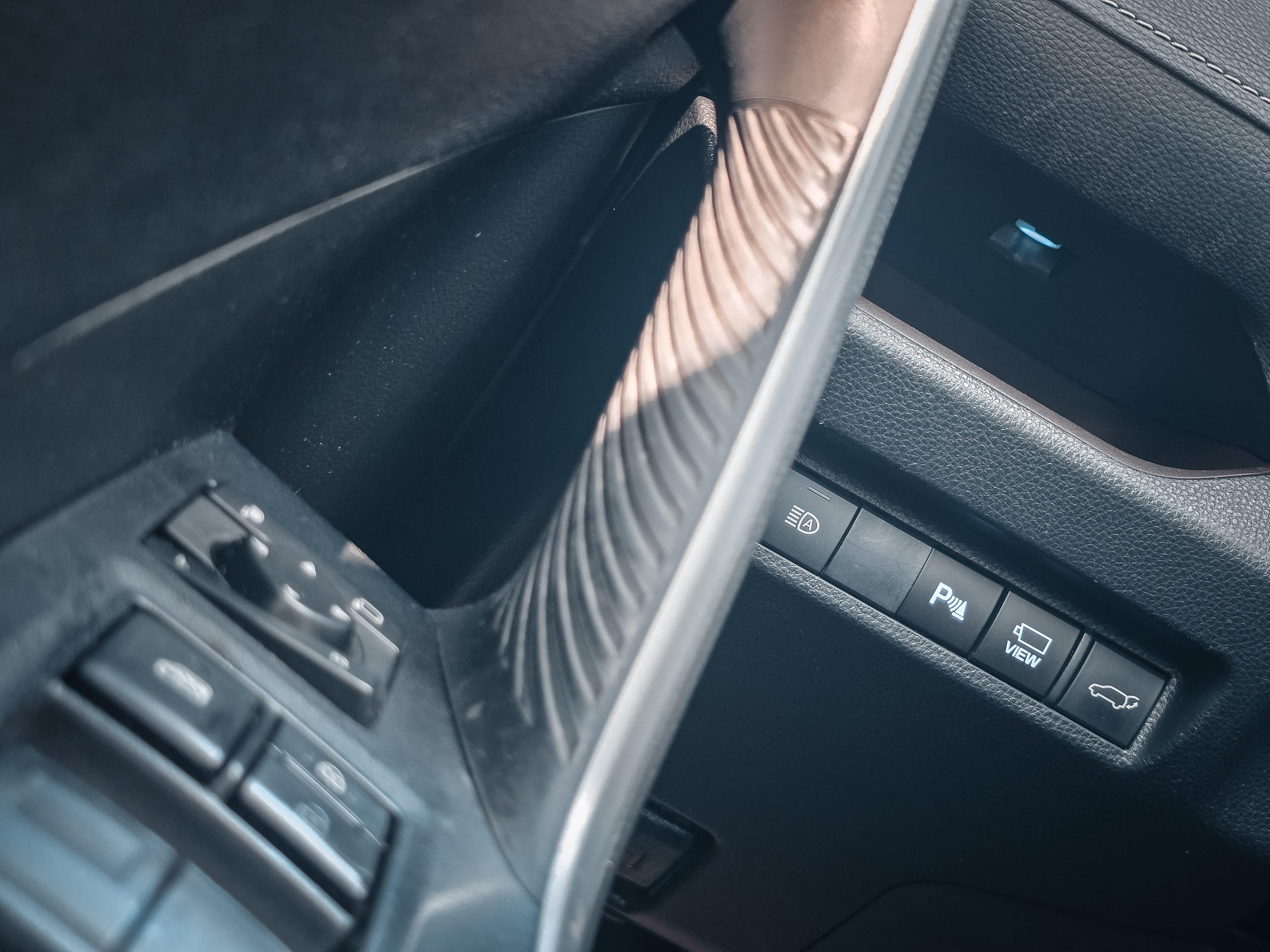 2020 Toyota Rav4油電旗艦4WD 照片 6