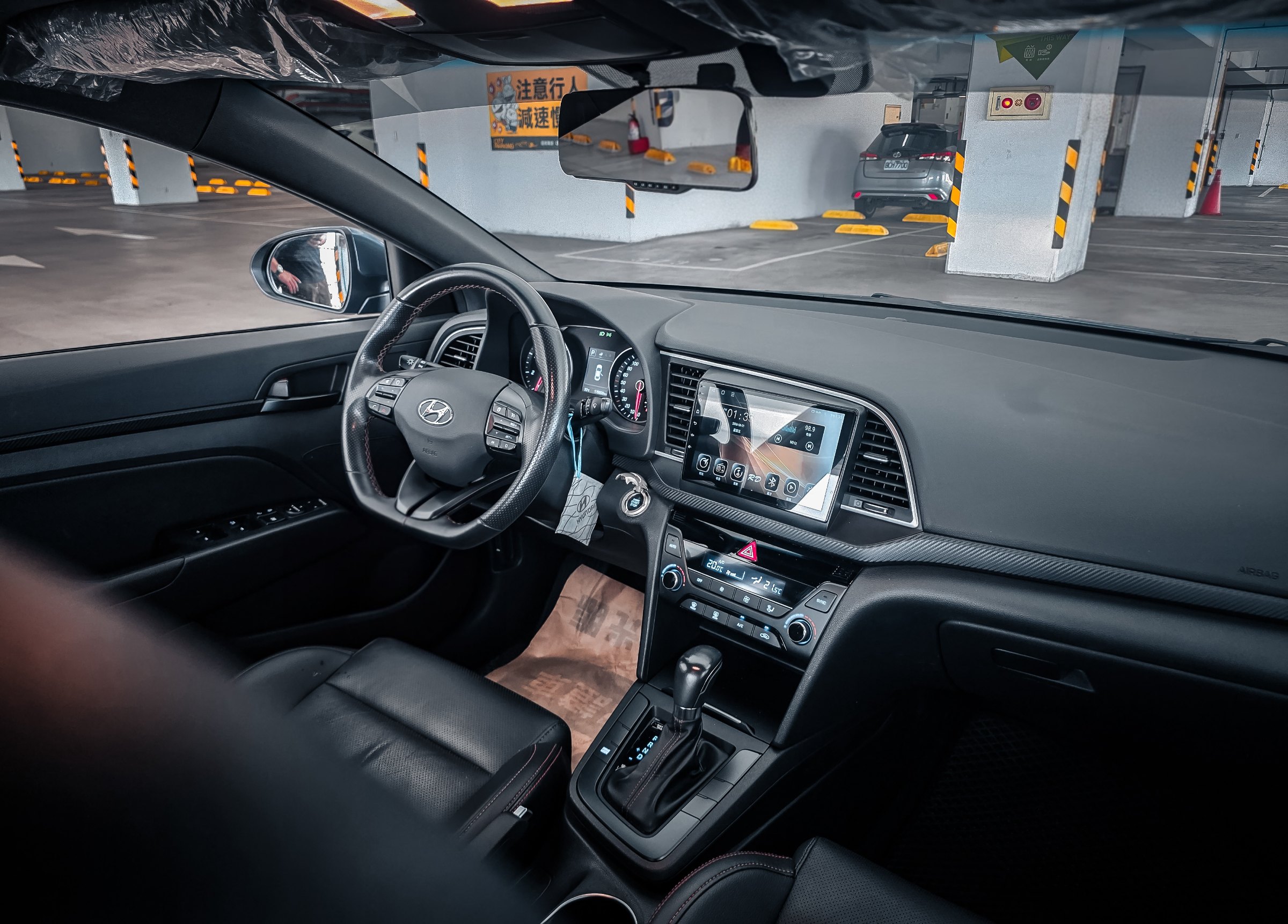 2018 Hyundai Elantra 照片 7