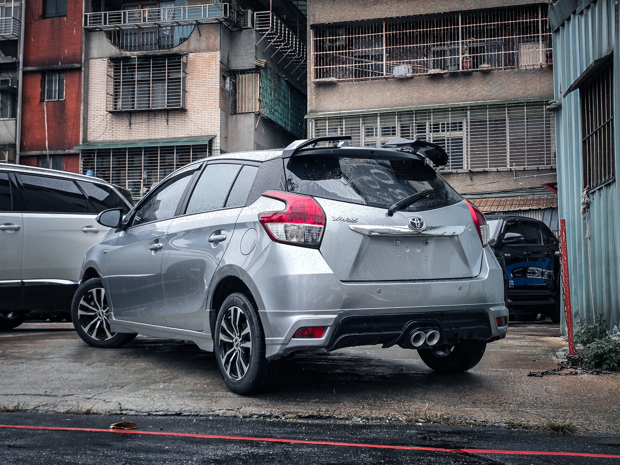 2016 toyota yaris 經典版 照片 2