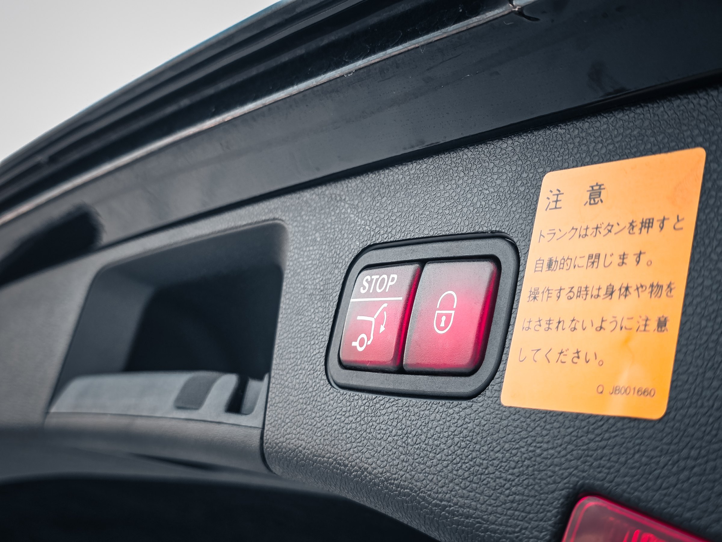 2014/15 Mercedes-Benz E300 日規 照片 15