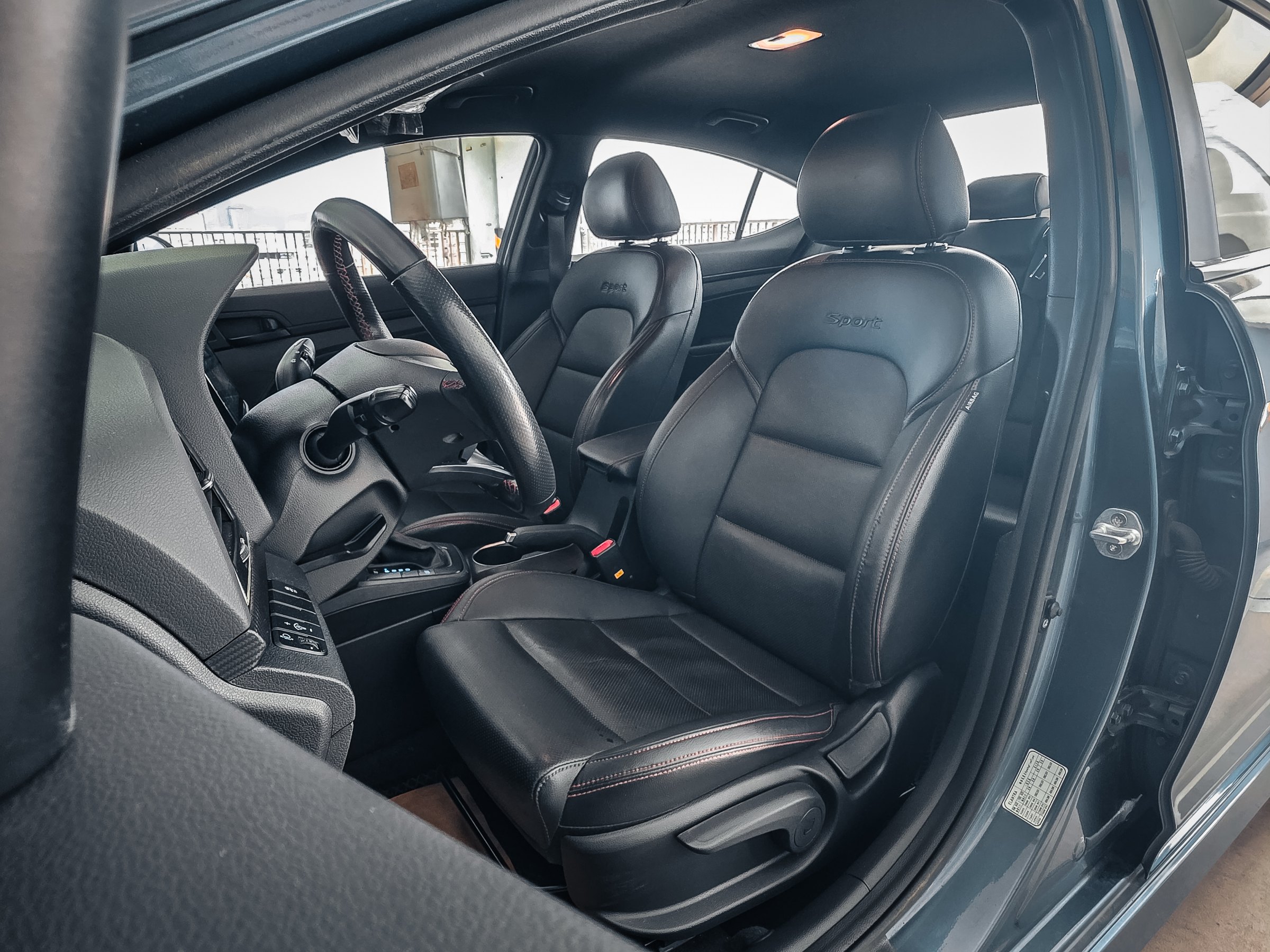 2018 Hyundai Elantra 照片 8