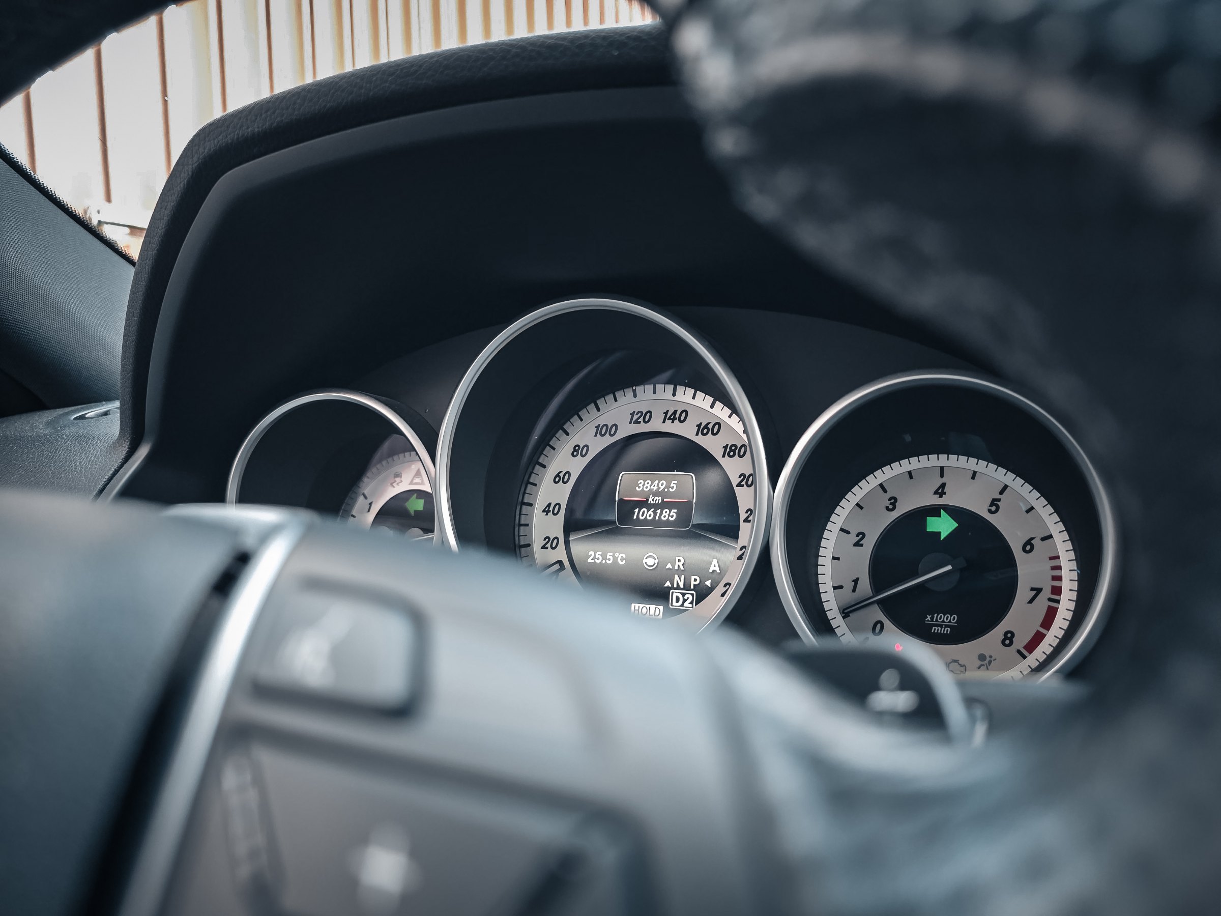 2014/15 Mercedes-Benz E300 日規 照片 5